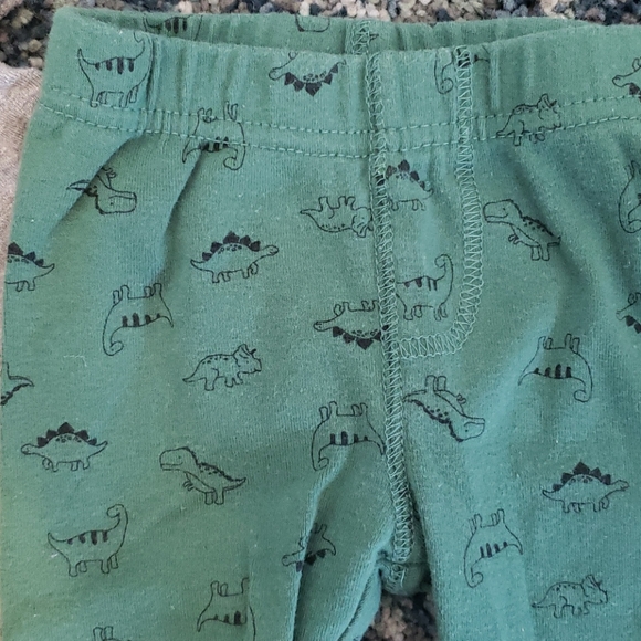 Carter's dinosaur outfit - Picture 3 of 8